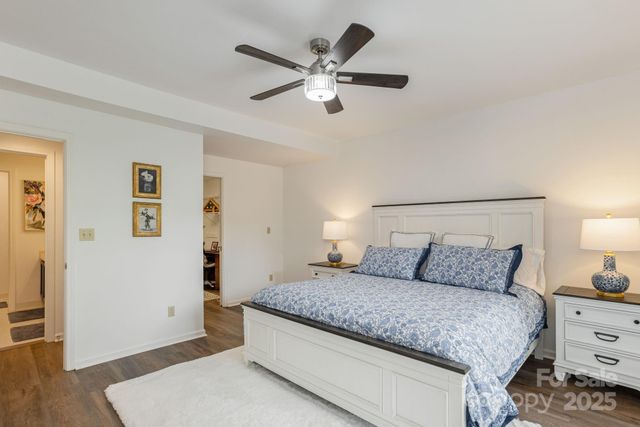 104 SUNNY VIEW Lane, Flat Rock, NC 28739