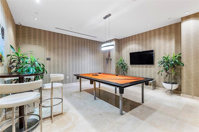 15811 Collins Ave 403, Sunny Isles Beach, FL 33160