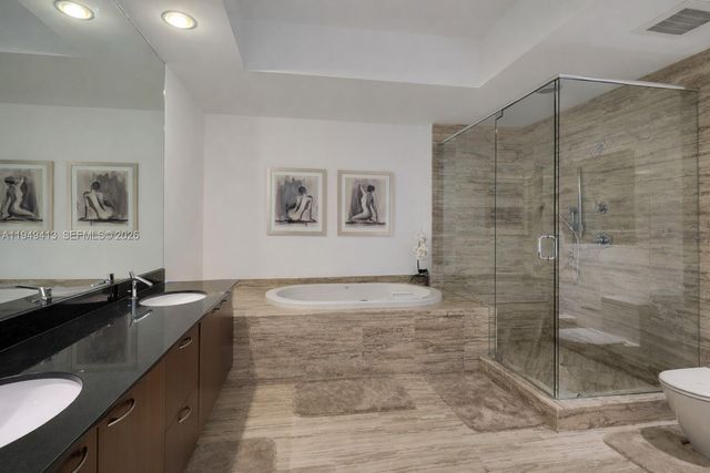 15811 Collins Ave 403, Sunny Isles Beach, FL 33160