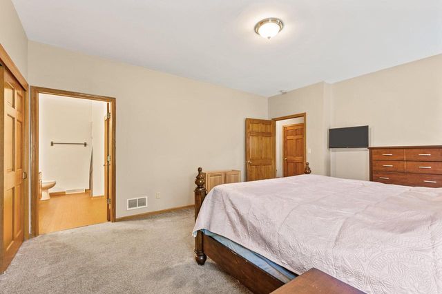 1114 Heron COURT, Mukwonago, WI 53149