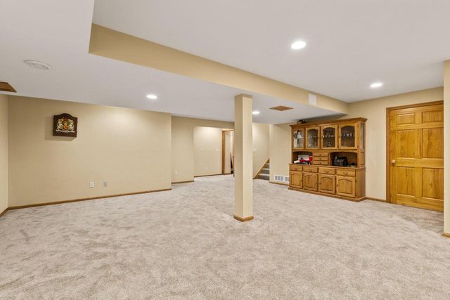 1114 Heron COURT, Mukwonago, WI 53149