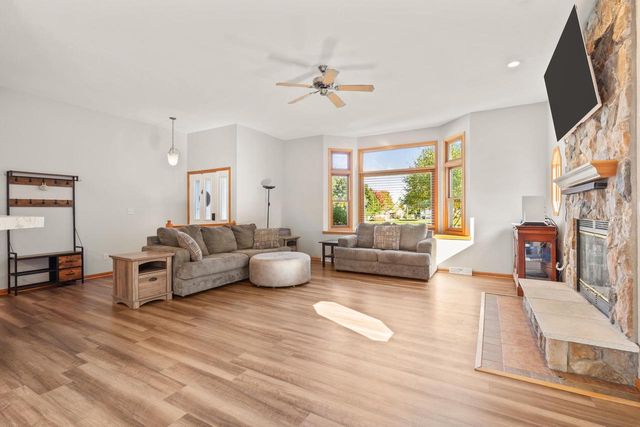 1114 Heron COURT, Mukwonago, WI 53149