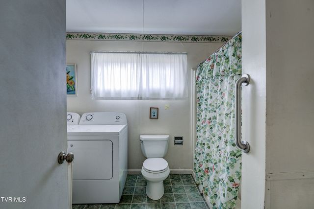 266 Arnold Road, Jonesborough, TN 37659