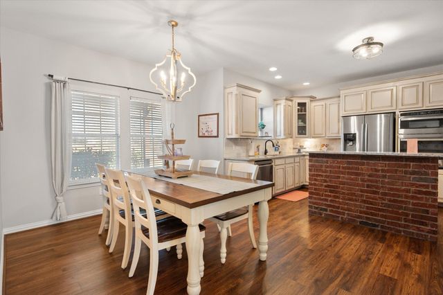 100 Ruth Court, Aledo, TX 76008