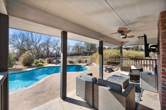 100 Ruth Court, Aledo, TX 76008