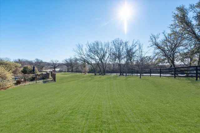 100 Ruth Court, Aledo, TX 76008