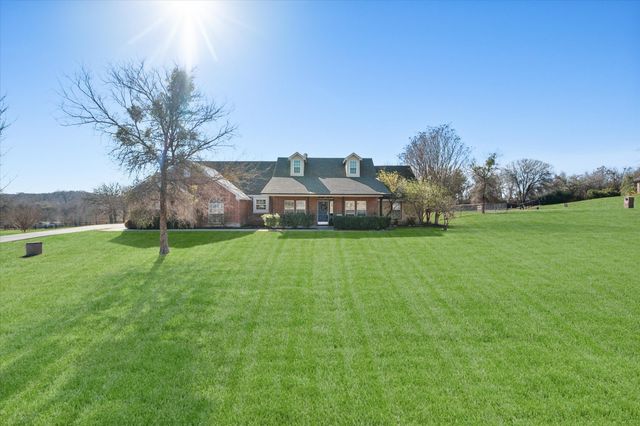 100 Ruth Court, Aledo, TX 76008