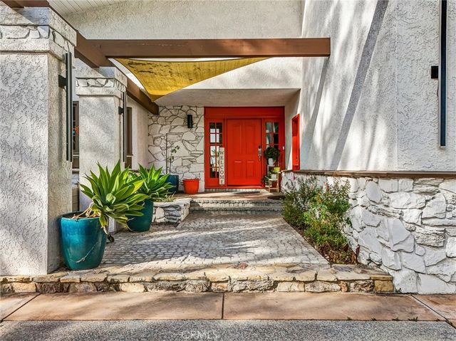 2120 Fairview, Riverside, CA 92506