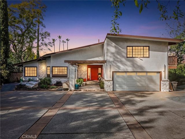 2120 Fairview, Riverside, CA 92506