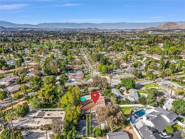 2120 Fairview, Riverside, CA 92506