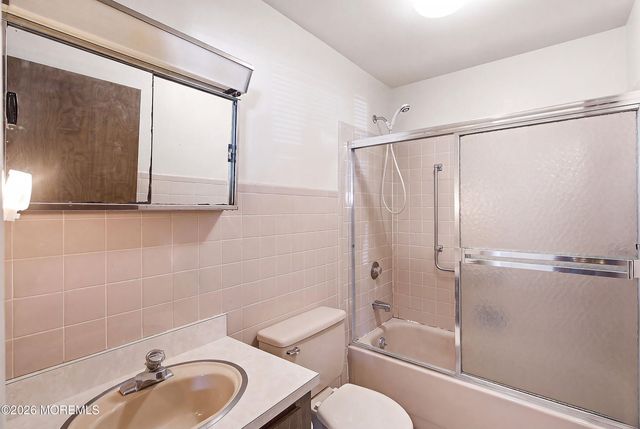 1121D Argyll Circle D, Lakewood, NJ 08701