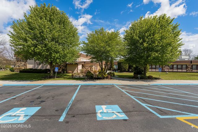 1121D Argyll Circle D, Lakewood, NJ 08701
