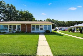 1121D Argyll Circle D, Lakewood, NJ 08701