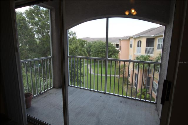 13113 SANCTUARY COVE DRIVE 304, Temple Terrace, FL 33637