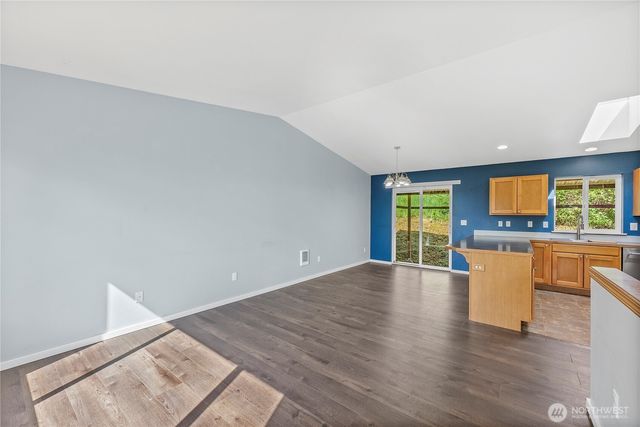 30 NE Pirates Den Road, Belfair, WA 98528