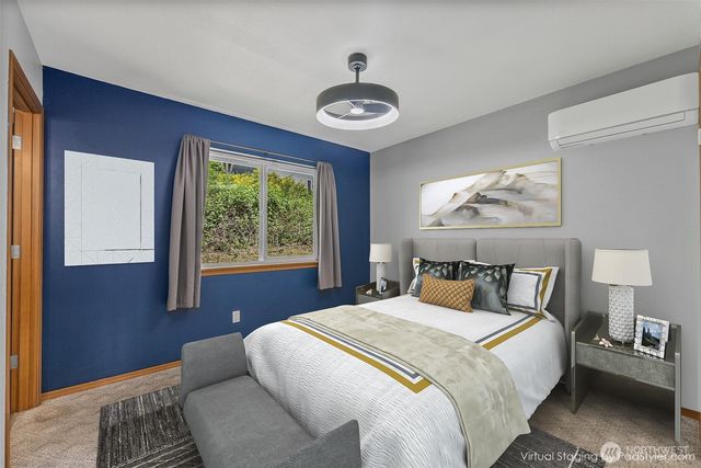 30 NE Pirates Den Road, Belfair, WA 98528