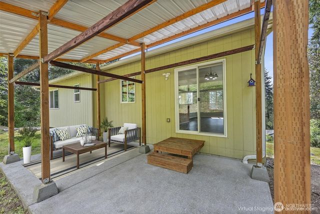 30 NE Pirates Den Road, Belfair, WA 98528