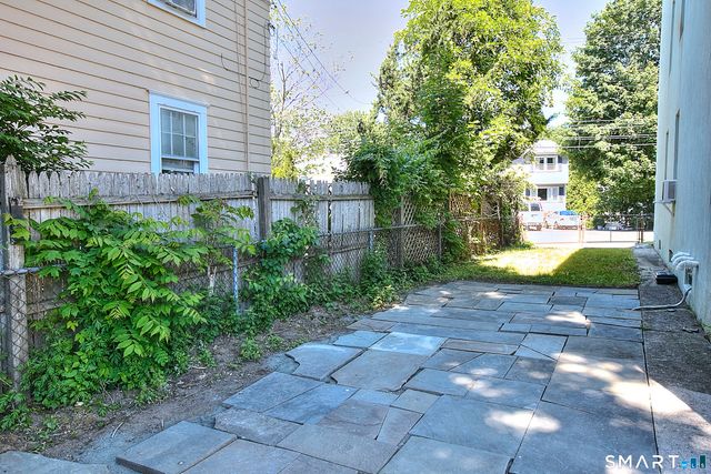 2029 Kings Highway 2nd Floor, Fairfield, CT 06824