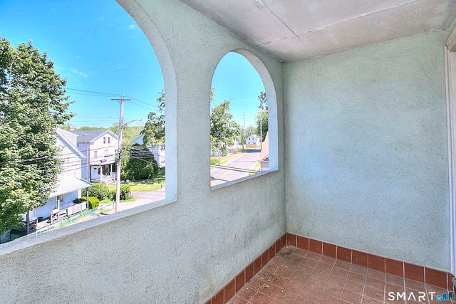 2029 Kings Highway 2nd Floor, Fairfield, CT 06824