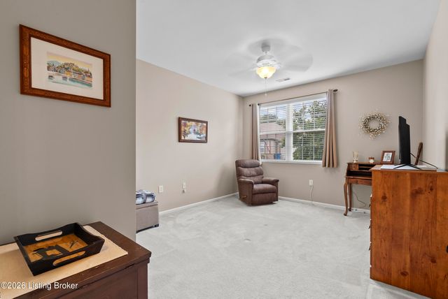 1301 Black Spruce Ln, Louisville, KY 40243