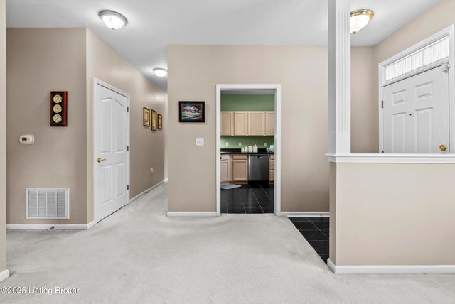 1301 Black Spruce Ln, Louisville, KY 40243