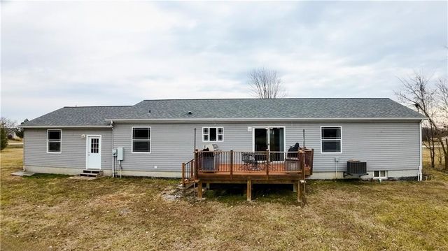 526 NW 1421st Road, Holden, MO 64040