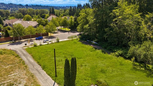 23518 20th Avenue W #Lot 1, Bothell, WA 98021