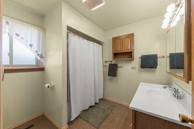 14849 Park Avenue, Oak Forest, IL 60452