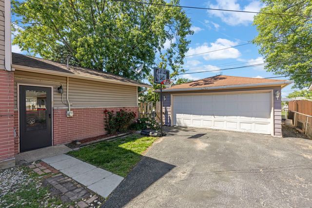 14849 Park Avenue, Oak Forest, IL 60452
