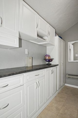 4 Newell Dr, Medfield, MA 02052