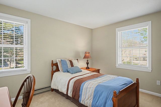 4 Newell Dr, Medfield, MA 02052