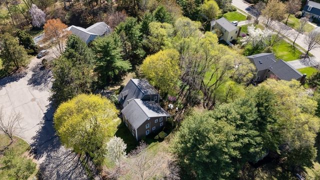 4 Newell Dr, Medfield, MA 02052