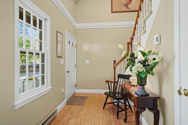 4 Newell Dr, Medfield, MA 02052