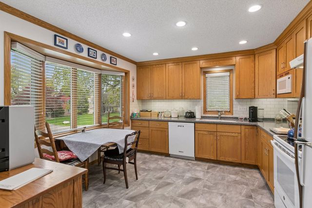14400 38th Avenue N, Plymouth, MN 55446