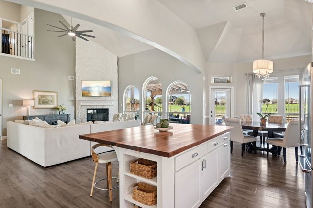 2821 Castlereach Street, Trophy Club, TX 76262