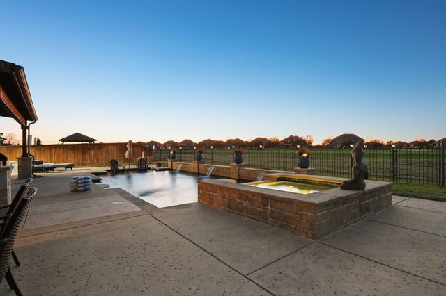 2821 Castlereach Street, Trophy Club, TX 76262