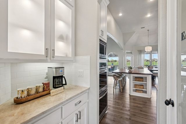 2821 Castlereach Street, Trophy Club, TX 76262