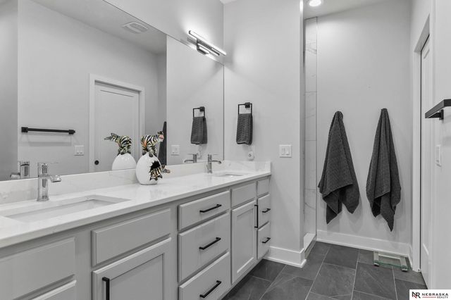 8816 Buckley Creek Road, Lincoln, NE 68520