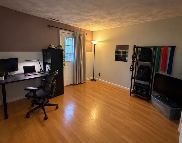 50 Ash Ave A, Somerville, MA 02145