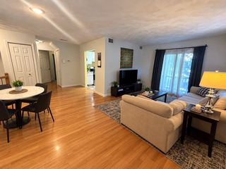 50 Ash Ave A, Somerville, MA 02145