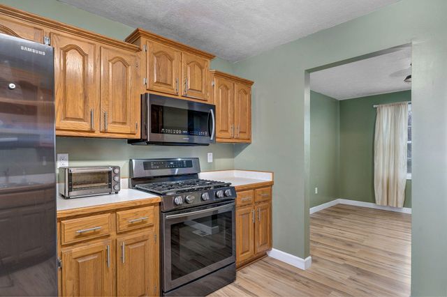 931 Bradford Court, Marshfield, MO 65706