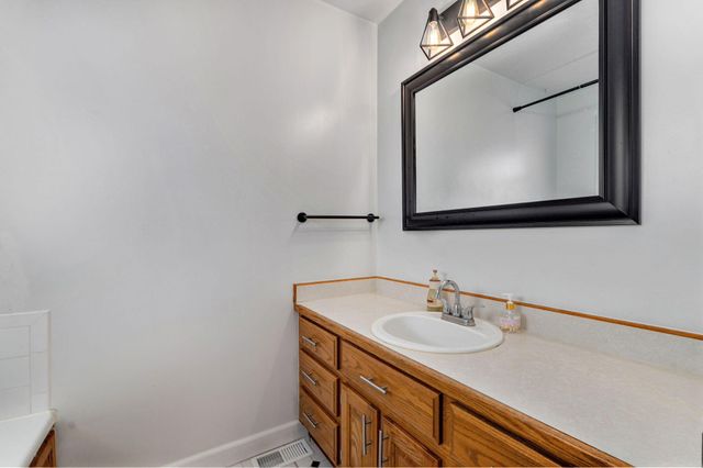 931 Bradford Court, Marshfield, MO 65706