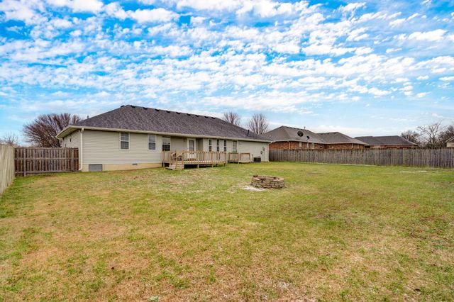 931 Bradford Court, Marshfield, MO 65706