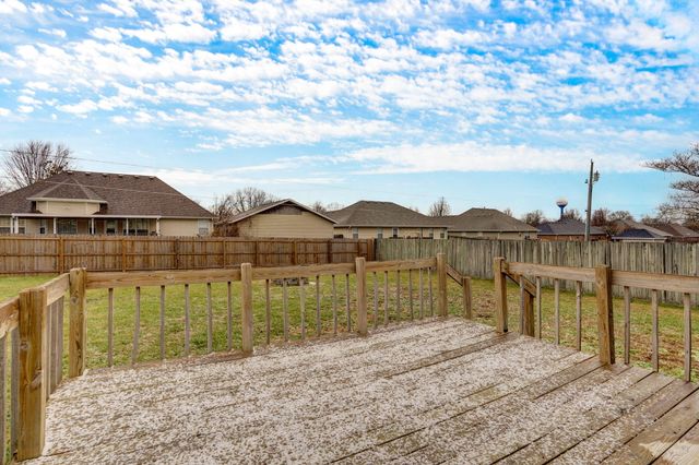 931 Bradford Court, Marshfield, MO 65706