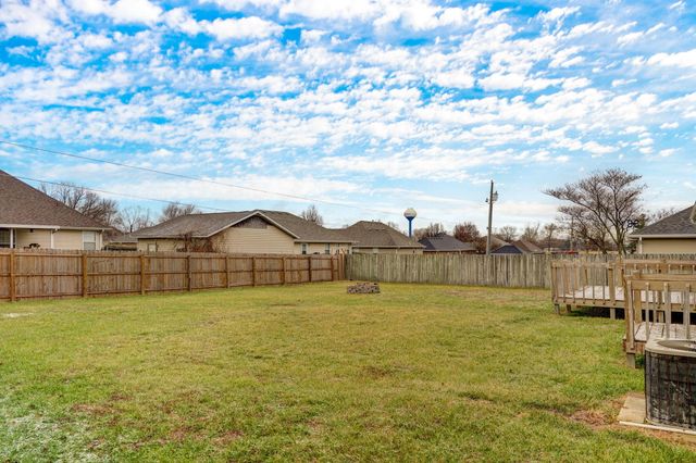 931 Bradford Court, Marshfield, MO 65706