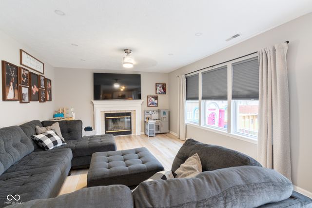 714 Tanninger Drive, Indianapolis, IN 46239