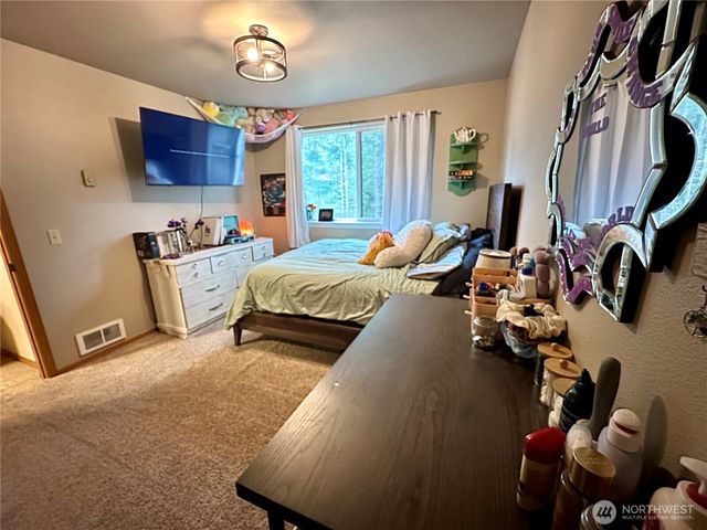 970 N Colony Surf Drive, Lilliwaup, WA 98555