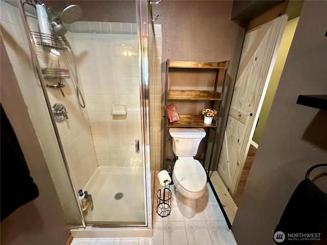 970 N Colony Surf Drive, Lilliwaup, WA 98555