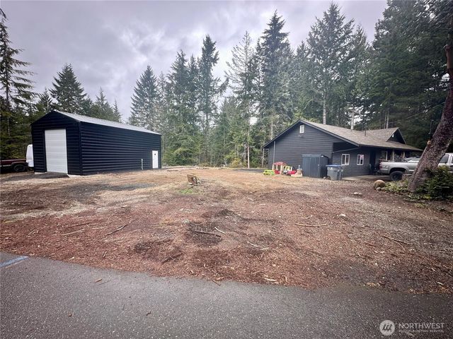 970 N Colony Surf Drive, Lilliwaup, WA 98555