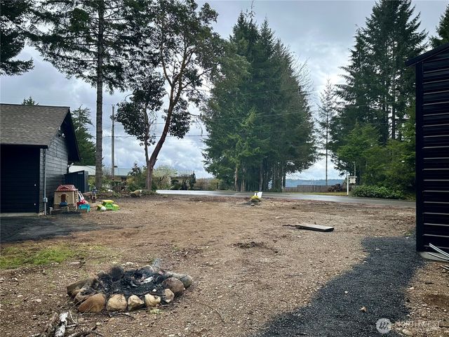 970 N Colony Surf Drive, Lilliwaup, WA 98555